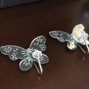 Butterfly holders